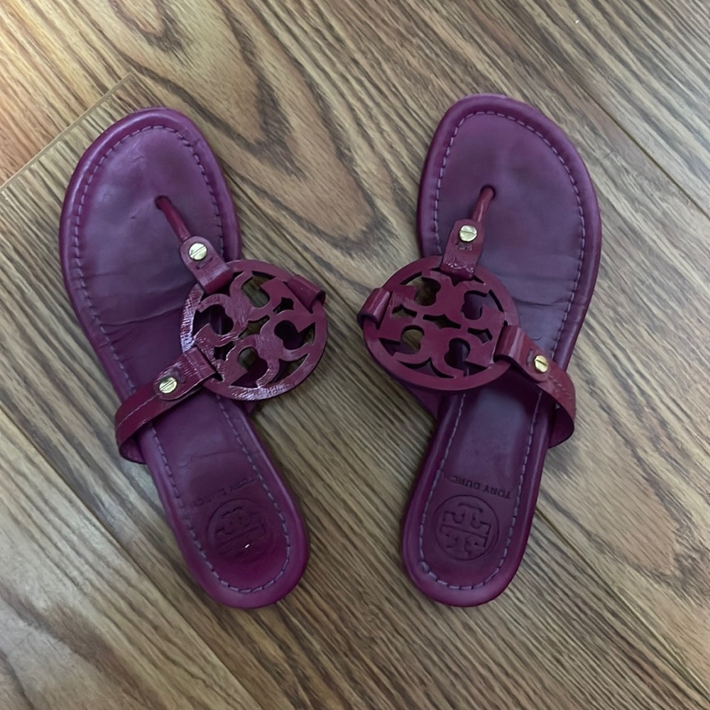 Tory birch Miller sandals fishies sz 7
